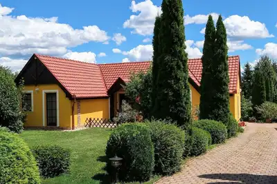 Image de Appartement de vacances Zalakaros pour 1 - 5 personnes avec 2 chambres à coucher - Maison de vacance