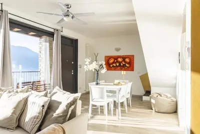 Image de Appartement de vacances Vercana pour 1 - 10 personnes avec 4 chambres à coucher - Maison mitoyenne
