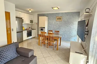 Image de Appartement de vacances pour 4 personnes env. 36 qmà Podstrana, Dalmatie (Centre de la Dalmatie)