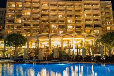 Image de Menada * Royal Beach * Sea View Apartment