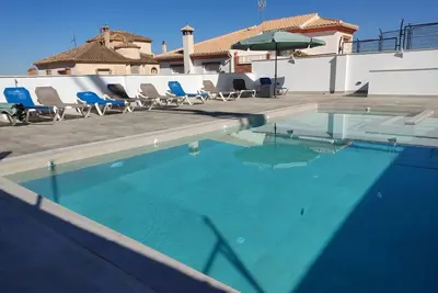 Image de Maison de vacances Güevéjar pour 1 - 8 personnes avec 4 chambres à coucher - Maison mitoyenne