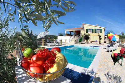 Image de Maison de vacances Grohote pour 1 - 12 personnes avec 6 chambres Ă coucher - Maison mitoyenne