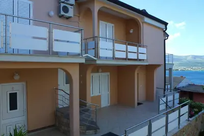 Image de Appartement de vacances Trogir pour 1 - 4 personnes avec 2 chambres à coucher - Maison de vacances