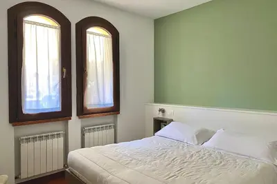 Image de Appartement de vacances Sirmione pour 1 - 6 personnes avec 2 chambres à coucher - Logement de vacanc