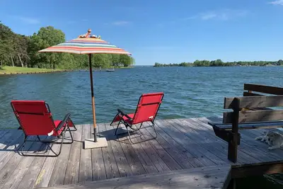 Image de Lakefront Cabin w/ 800' of shoreline, WiFi, Beach, Dog Friendly, Kayaks, Fishing