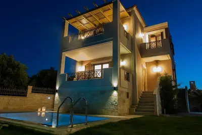 Image de Maison de vacances Rethymno pour 2 - 6 personnes avec 3 chambres à coucher - Maison mitoyenne