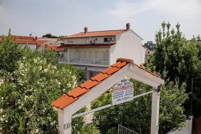 Image de Appartement de vacances Palit pour 1 - 8 personnes avec 3 chambres à coucher - Maison de vacances