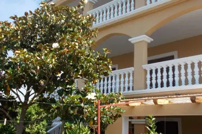 Image de Appartement de vacances Pakostane pour 3 - 4 personnes avec 2 chambres à coucher - Maison de vacance