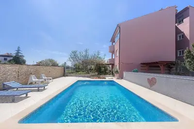 Image de Appartement de vacances Valbandon pour 1 - 4 personnes avec 2 chambres à coucher - Logement de vacan