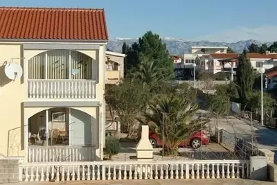 Image de Appartement de vacances Vir pour 5 - 6 personnes avec 2 chambres à coucher - Maison de vacances
