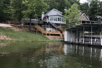Image de House on a quiet uncrowded cove