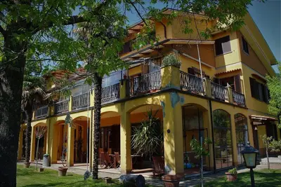 Maison de vacances Pian di Sco pour 4 - 9 personnes avec 4 chambres à coucher - Maison jumelée