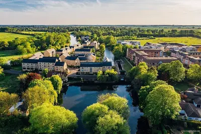 Image de Appartement 2 chambres avec vue sur les prairies et 2 salles de bain avec parking près de St Neots