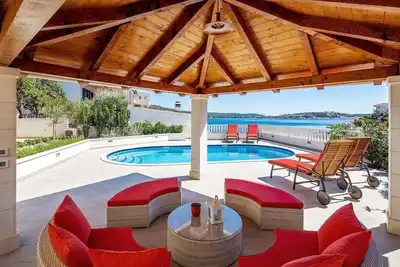 Image de Maison de vacances Rogoznica pour 1 - 8 personnes avec 4 chambres Ă coucher - Maison de vacances