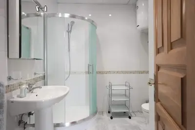 Image de Large (180sq. m) apartment near the sea(5 min  walking), sea view