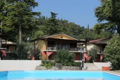 Image de Appartement de vacances Manerba del Garda pour 1 - 6 personnes avec 2 chambres à coucher - Apparteme