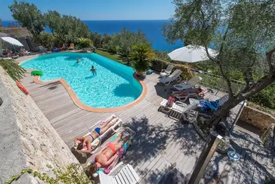 Image de Appartement de vacances Finale Ligure pour 1 - 6 personnes avec 3 chambres à coucher - Logement de v