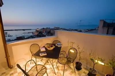 Image de Appartement de vacances pour 4 personnes  + 1 enfant env. 60 qmà Castellammare del Golfo, Sicile (Côte nord de la Sicile)