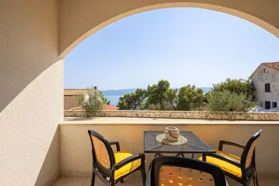 Image de Appartement de vacances pour 4 personnes env. 65 qmà Marušici, Dalmatie (Centre de la Dalmatie)