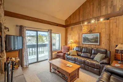 Image de Cozy Mountain Retreat in Fraser w/ Best clubhouse, just minutes from everything!