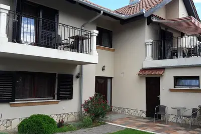 Image de Appartement de vacances Zalakaros pour 2 personnes avec 1 chambre à coucher - Maison de vacances