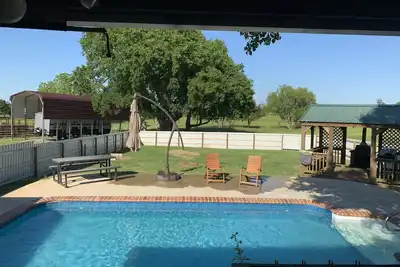 Image de Rodeo Ranch 55 acres, 3 Bdr, Pool, Parking, located close to Casino