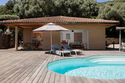 Image de Splendid two bedroom villa with heated swimming pool.