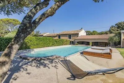 Image de Maison de vacances privée avec piscine privée, climatisation, Wifi, Tv, terrasse, parking