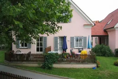 Image de Maison de vacances Bad Waltersdorf pour 1 - 4 personnes avec 1 chambre à coucher - Maison jumelée
