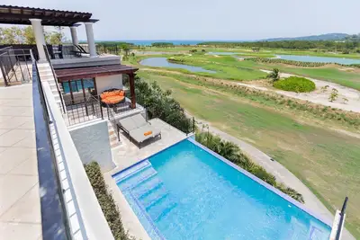 Image de Pristine-Golf Course large luxury villa