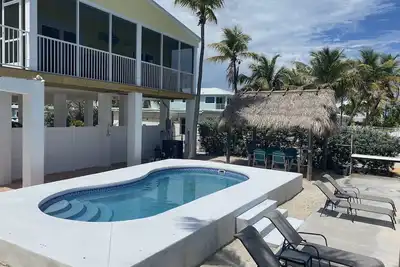 Image de Oceanfront, Pool, Tiki, Amazing Views, Near Vaca, Great Dockage, Kayaks, Bikes