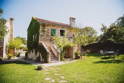 Image de Maison de vacances Zminj pour 1 - 5 personnes avec 2 chambres à coucher - Maison de vacances