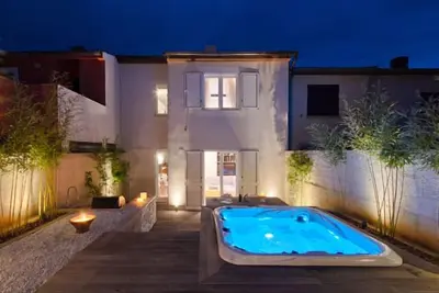 Image de Maison de vacances pour 5 personnes  + 2 enfants env. 100 qmà Premantura, Istrie (Istrische Riviera)