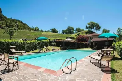 Image de Maison de vacances pour 10 personnes  + 2 enfants env. 240 qmà Lonnano, Toscane (Province d'Arezzo)