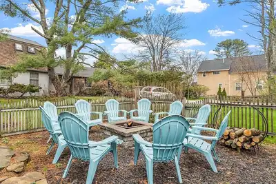 Image de Charming Kennebunk Cape - Walk to Dock Square!