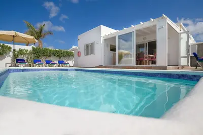 Image de Private villa with pool and whirlpool in a quiet location