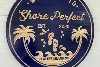 Quick Walk To The Beach, Family friendly and Excellent Amenities!