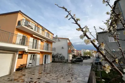 Image de Appartement de vacances pour 6 personnes env. 75 qmà Podstrana, Dalmatie (Centre de la Dalmatie)