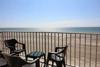 Image de Emeraude B7 : Appartement 2 chambres sur le front de mer 7ème étage pour 4/6 personnes