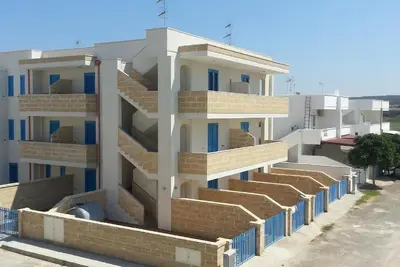 Image de Appartement de vacances Ugento pour 1 - 3 personnes avec 1 chambre à coucher - Logement de vacances