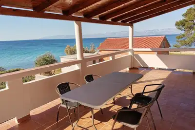 Appartement de vacances Ugljan (Ort) pour 2 - 6 personnes avec 2 chambres à coucher - Maison mitoyen