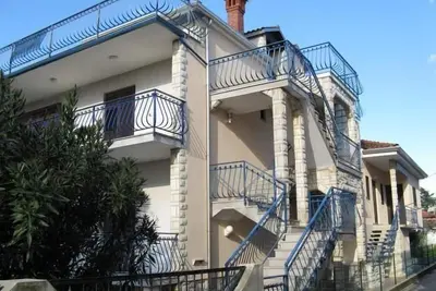 Image de Appartement de vacances pour 4 personnes env. 80 qmà Umag, Istrie (Istrische Riviera)