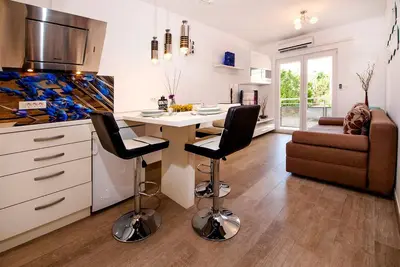 Image de Appartement de vacances pour 4 personnes env. 42 qmà Rovinj, Istrie (Istrische Riviera)