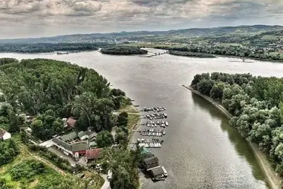 Image de Danube fairy, house with stunning view on the river and mountain Fruska Gora