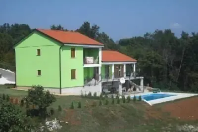 Image de Maison de vacances Zminj pour 1 - 10 personnes avec 5 chambres à coucher - Ferme