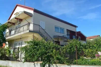 Image de Appartement de vacances Bibinje pour 1 - 7 personnes avec 3 chambres à coucher - Logement de vacance