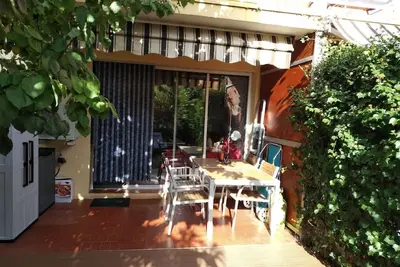 Image de Appartement de vacances pour 3 personnes env. 37 qmà Six-Fours-les-Plages, Provence-Alpes-Côte d'Azur (Côte d'Azur)