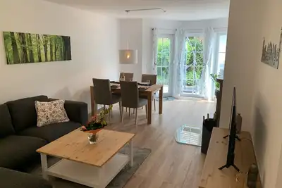 Image de 4-star vacation apartment Dr. Eisenbart, close to the city with its own terrace and garden