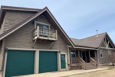 Image de Trail Accessible! Great Location! 5 Minutes To Trail System!