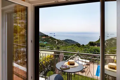 Image de The Saracen House is a Villa surrounded by greenery with a sea view swimming pool